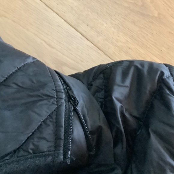 RW & Co Small Puffer with removable hood - Picture 3 of 3